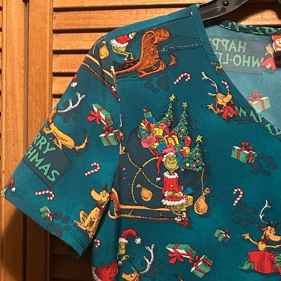 Dr. Seuss How the Grinch Stole Christmas Teal Holiday Print Scrub - Picture 5 of 15